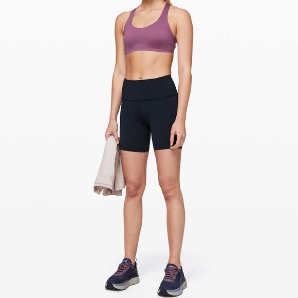 Lululemon Laser Focused bra. 💗 - Picture 5 of 9